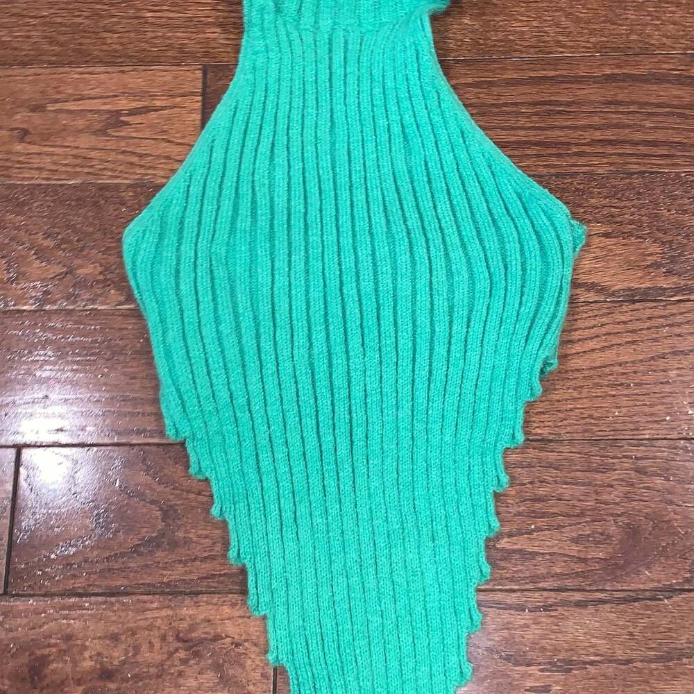 Daisy Ribbed Knit‎ Halter Top Green Y2K Pointed Hem  Stretch Tank NWT Size S